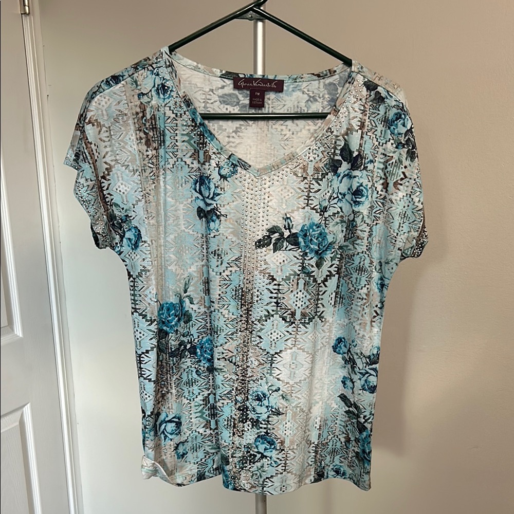 Gloria Vanderbilt Blue Peter Pan Collar Blouse